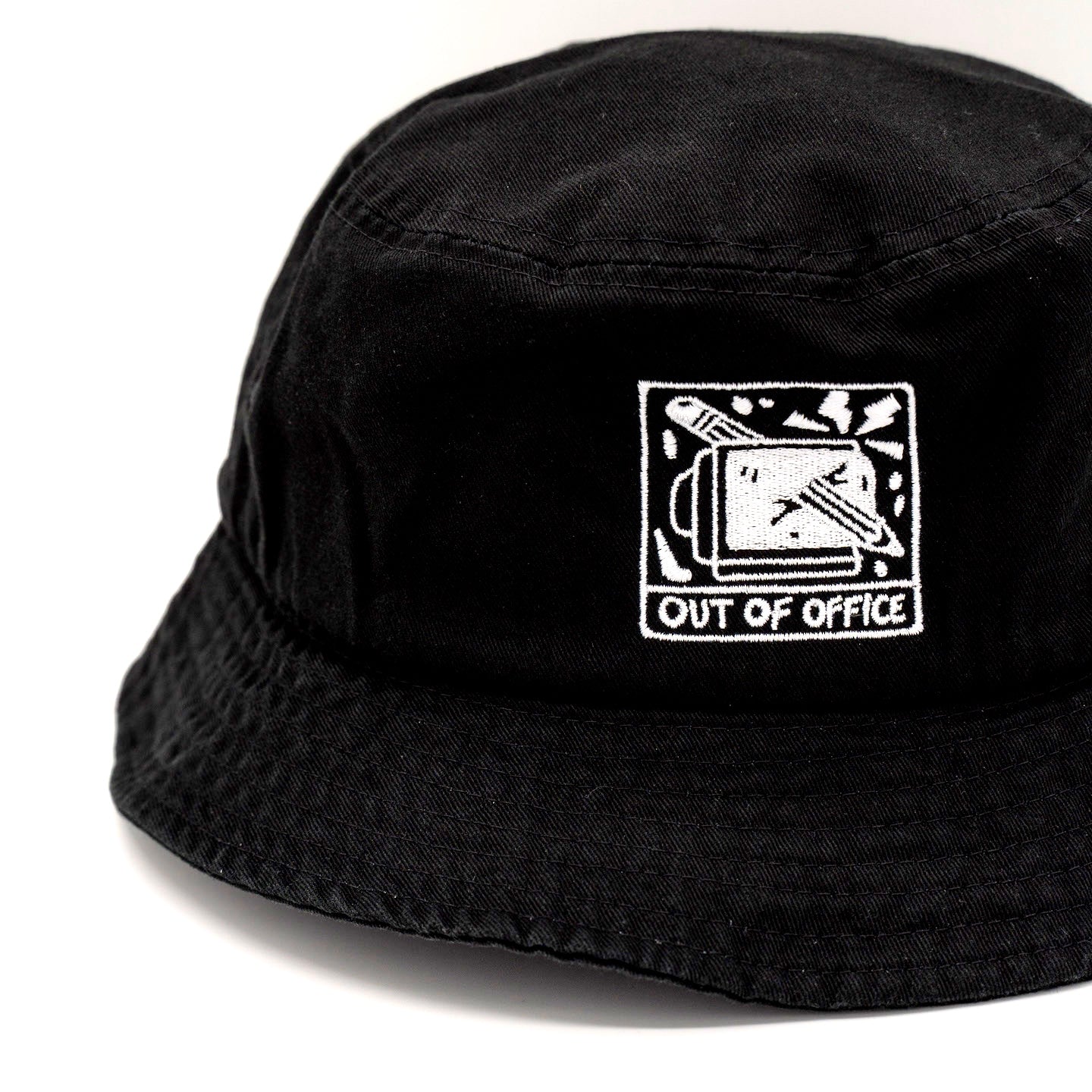 “OOO” Bucket Hat